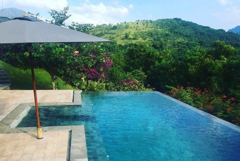 Sumberkima Hill Private Villa Retreat 佩母得兰 外观 照片