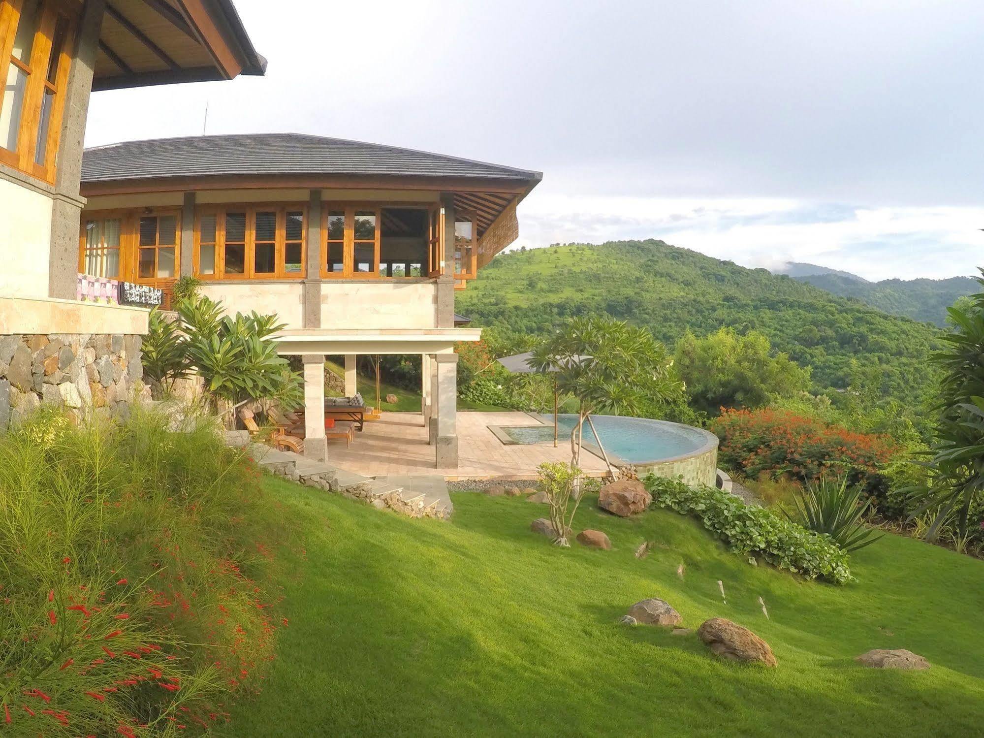 Sumberkima Hill Private Villa Retreat 佩母得兰 外观 照片